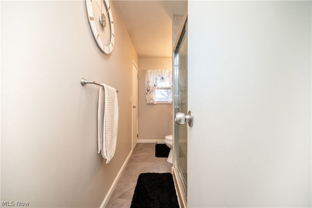 3295 Clearwater Street NW, Warren, OH 44485