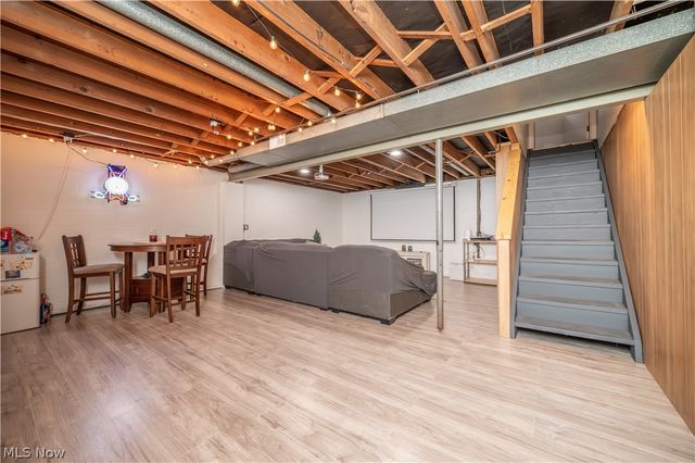 3295 Clearwater Street NW, Warren, OH 44485