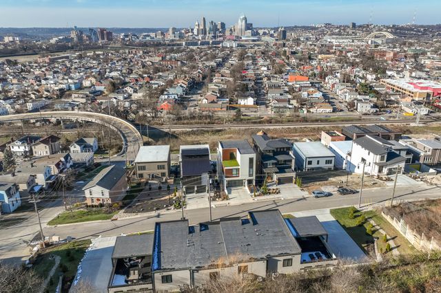 100 W 14th Street, C, Newport, KY 41071