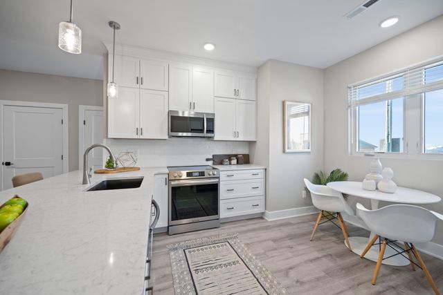 100 W 14th Street, C, Newport, KY 41071