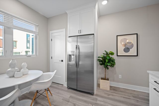 100 W 14th Street, C, Newport, KY 41071