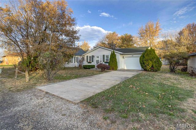 109 Walton Avenue, Jerseyville, IL 62052