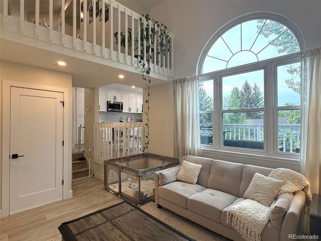 19917 E Crestline Place, Centennial, CO 80015
