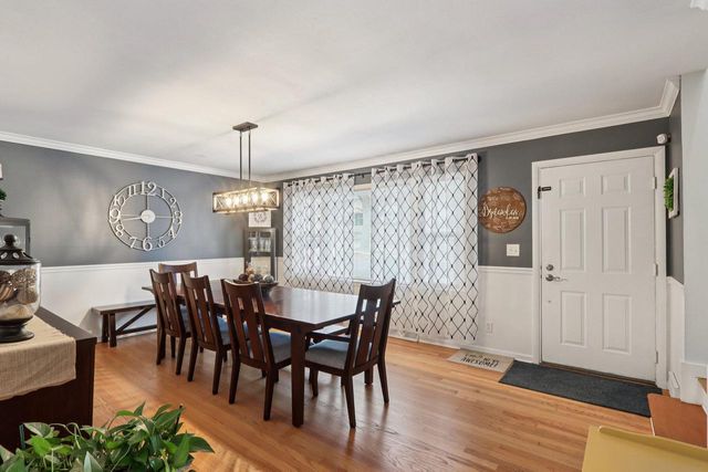 1341 E Roberta AVENUE, Waukesha, WI 53186