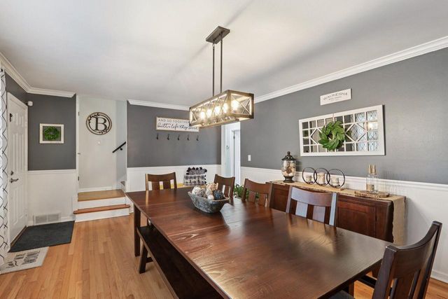 1341 E Roberta AVENUE, Waukesha, WI 53186