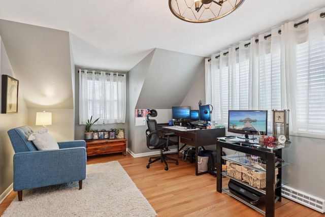 1341 E Roberta AVENUE, Waukesha, WI 53186