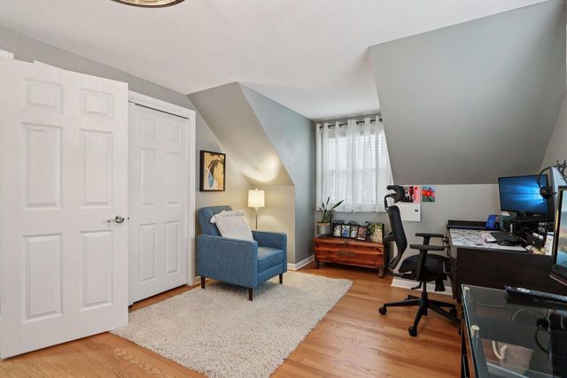 1341 E Roberta AVENUE, Waukesha, WI 53186