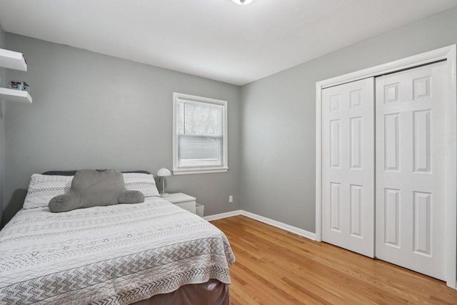 1341 E Roberta AVENUE, Waukesha, WI 53186