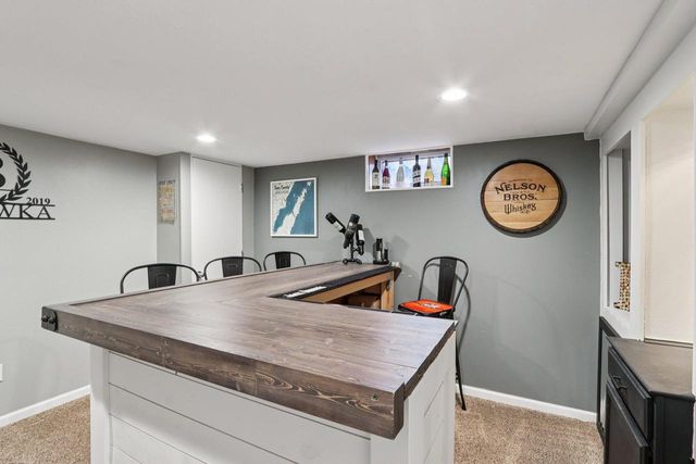 1341 E Roberta AVENUE, Waukesha, WI 53186