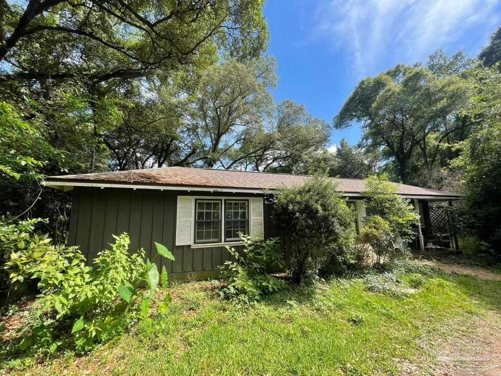 3531 Milford Rd, Pensacola, FL 32526
