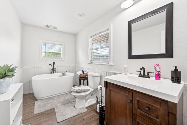 1547 Vz County Road 2901, Eustace, TX 75124