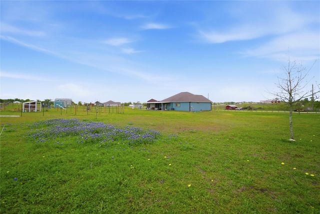 5037 Horseshoe Drive, Anderson, TX 77830