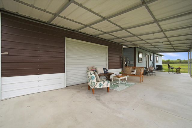 5037 Horseshoe Drive, Anderson, TX 77830