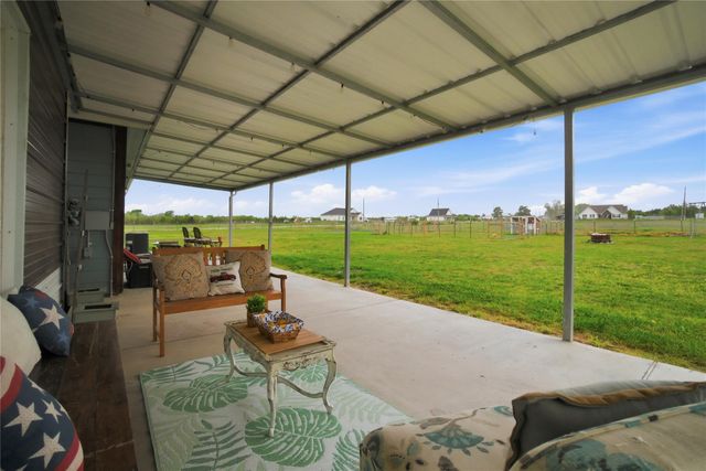 5037 Horseshoe Drive, Anderson, TX 77830