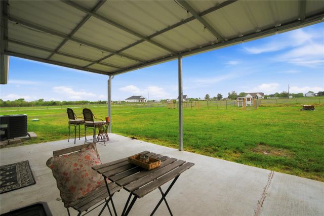 5037 Horseshoe Drive, Anderson, TX 77830