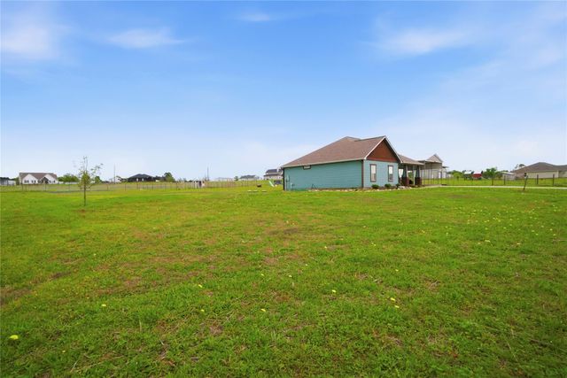 5037 Horseshoe Drive, Anderson, TX 77830