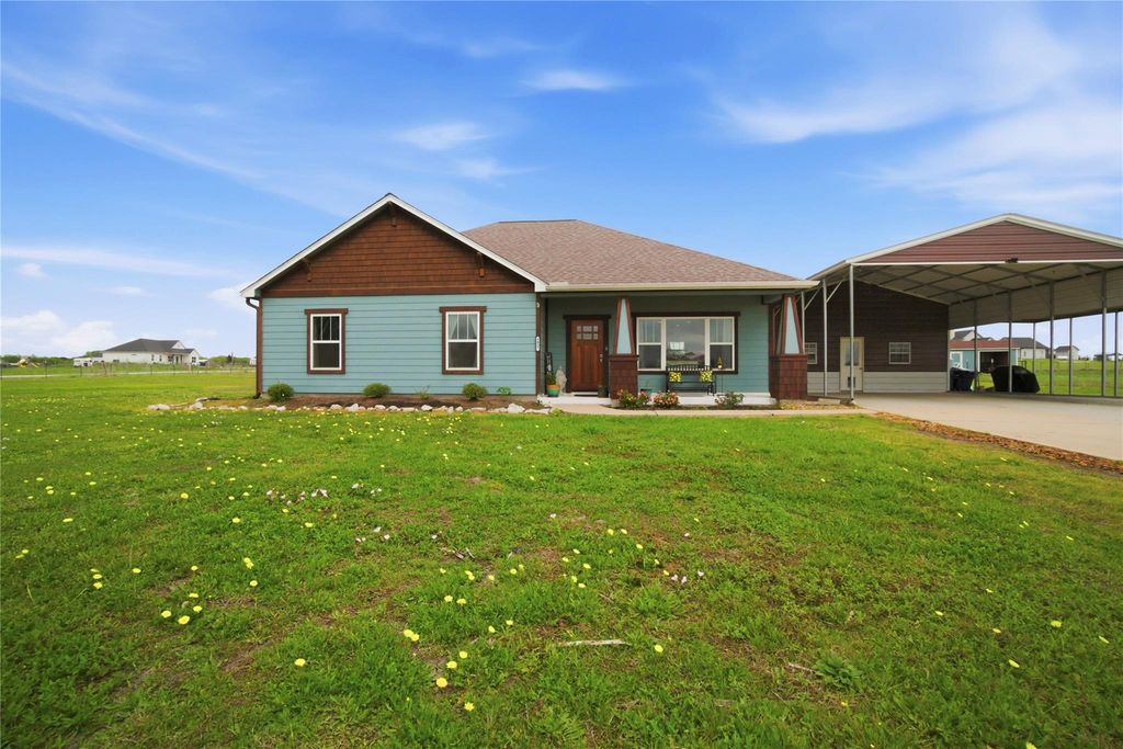 5037 Horseshoe Drive, Anderson, TX 77830