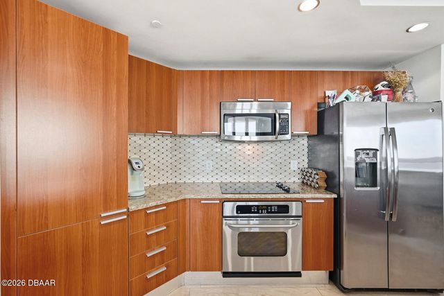 231 Riverside Dr Unit 1702, Holly Hill, FL 32117