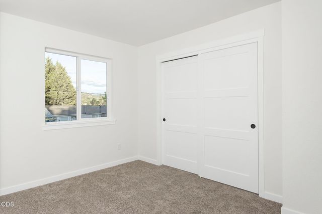 1310 NW Conklin Avenue, Grants Pass, OR 97526