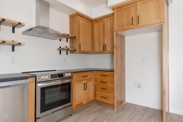 1310 NW Conklin Avenue, Grants Pass, OR 97526