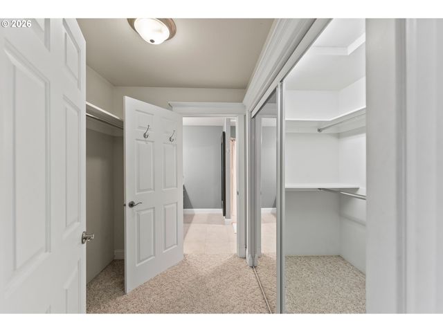 235 MELROSE TERRACE Ln, Roseburg, OR 97471