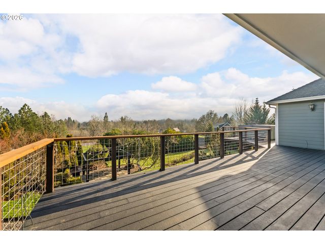 235 MELROSE TERRACE Ln, Roseburg, OR 97471
