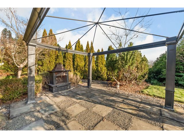 235 MELROSE TERRACE Ln, Roseburg, OR 97471