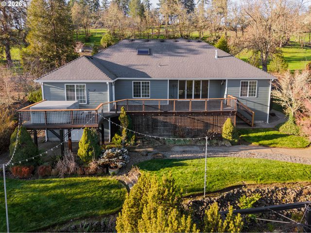 235 MELROSE TERRACE Ln, Roseburg, OR 97471