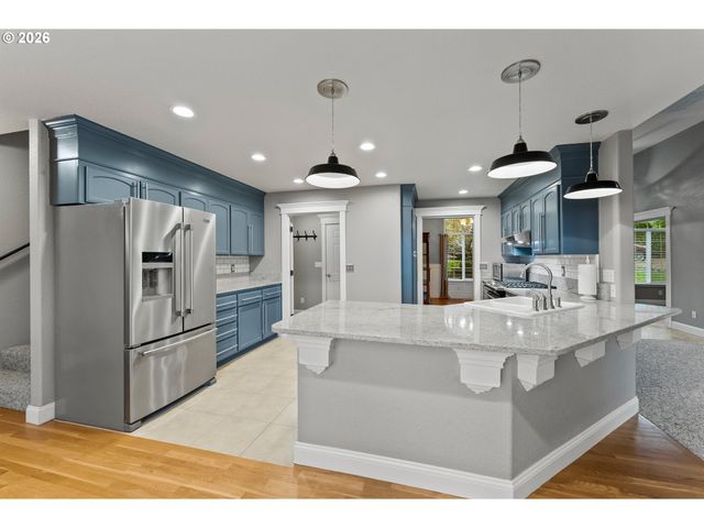 235 MELROSE TERRACE Ln, Roseburg, OR 97471