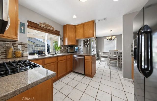 12896 Emerald Bay Court, Yucaipa, CA 92399