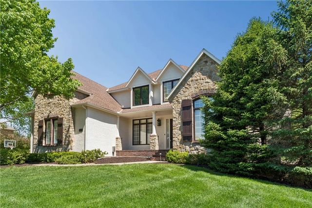 13917 Mastin Street, Overland Park, KS 66213