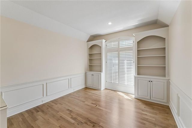 13917 Mastin Street, Overland Park, KS 66213