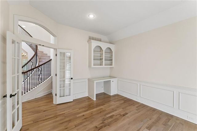13917 Mastin Street, Overland Park, KS 66213