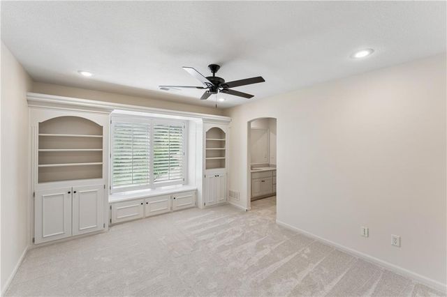 13917 Mastin Street, Overland Park, KS 66213