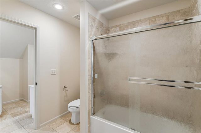 13917 Mastin Street, Overland Park, KS 66213