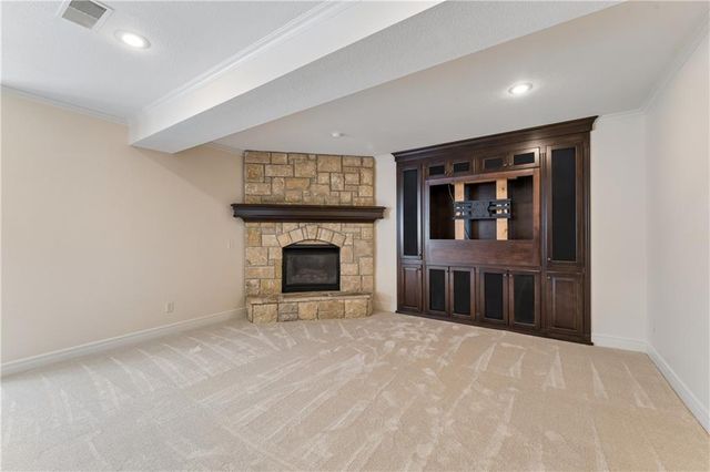13917 Mastin Street, Overland Park, KS 66213