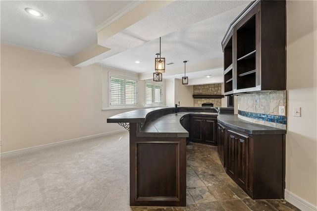 13917 Mastin Street, Overland Park, KS 66213