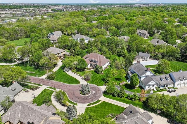 13917 Mastin Street, Overland Park, KS 66213
