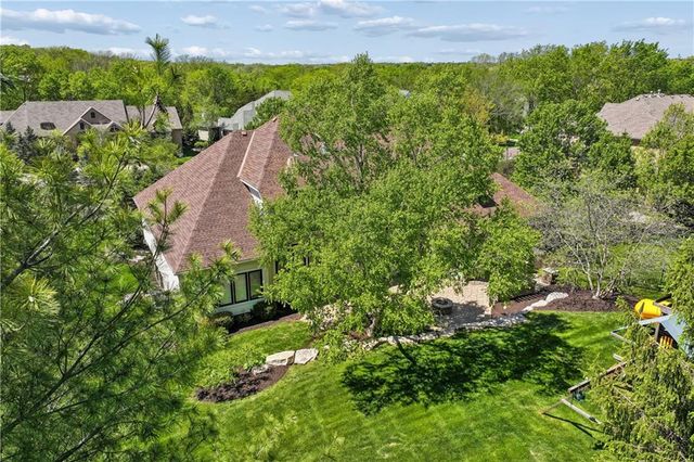 13917 Mastin Street, Overland Park, KS 66213