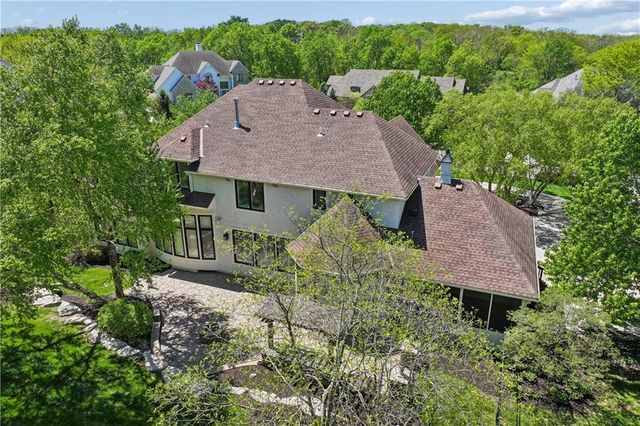 13917 Mastin Street, Overland Park, KS 66213