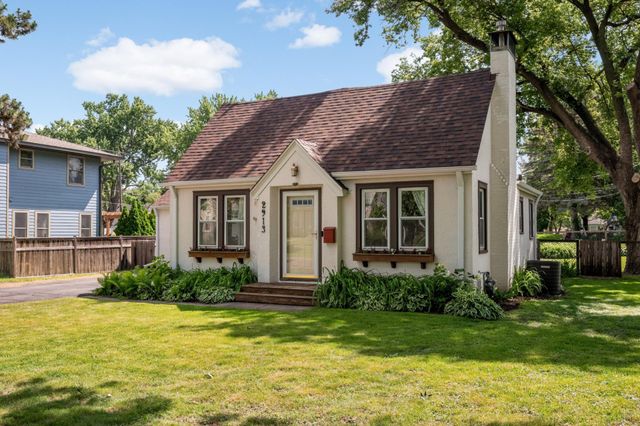 2913 Florida Avenue S, Saint Louis Park, MN 55426