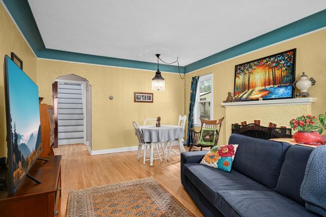 2913 Florida Avenue S, Saint Louis Park, MN 55426