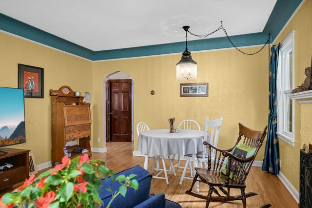 2913 Florida Avenue S, Saint Louis Park, MN 55426