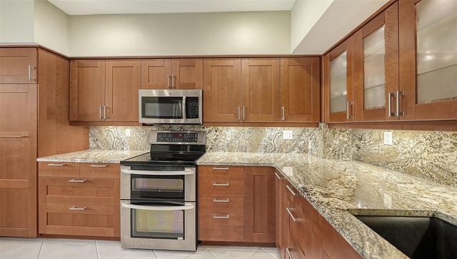 1916 HARBOURSIDE DRIVE 803, Longboat Key, FL 34228