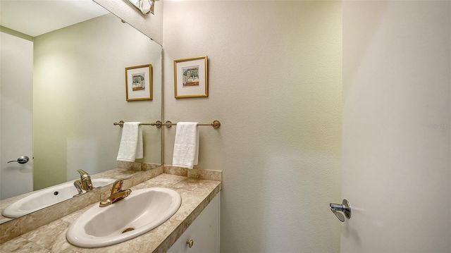 1916 HARBOURSIDE DRIVE 803, Longboat Key, FL 34228