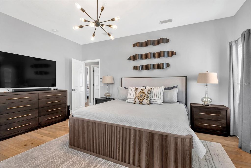 Image 13 of property listing at 3150 TOSCANA CIRCLE, Tampa, FL 33611