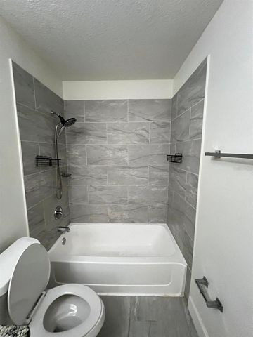 236 AFTON SQUARE 305, Altamonte Springs, FL 32714