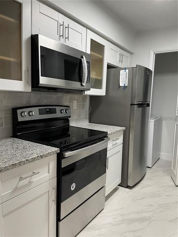 236 AFTON SQUARE 305, Altamonte Springs, FL 32714