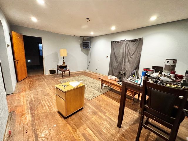 942 Brown St, Belle Vernon, PA 15012