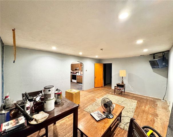 942 Brown St, Belle Vernon, PA 15012